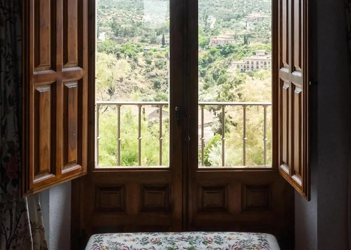 Cigarral Del Carmen *